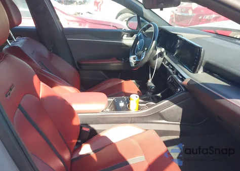 2022 Kia K5 Gt-Line из США, поврежденный, VIN 5XXG64J26NG160961